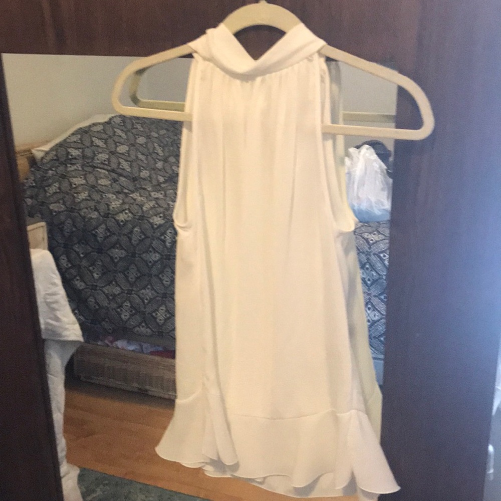 Max Studio tank. White, silk, tags still on it.